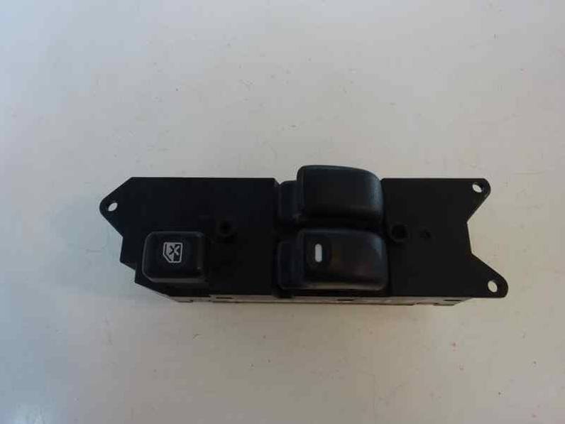 MANDO ELEVALUNAS DELANTERO IZQUIERDO MITSUBISHI MONTERO 2001 3.2 DI-D (165 CV)