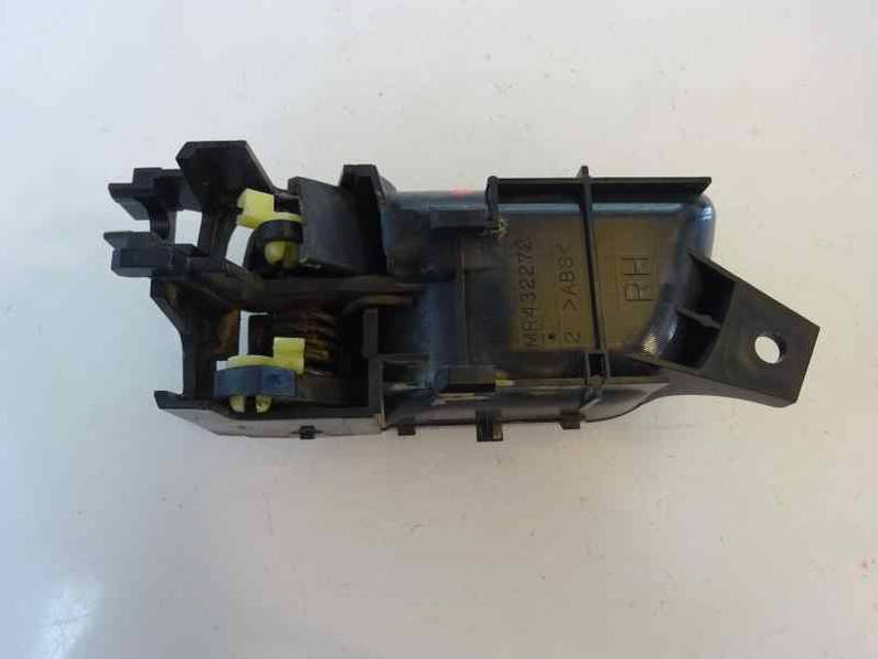 MANETA INTERIOR DELANTERA DERECHA MITSUBISHI MONTERO 2001 3.2 DI-D (165 CV)