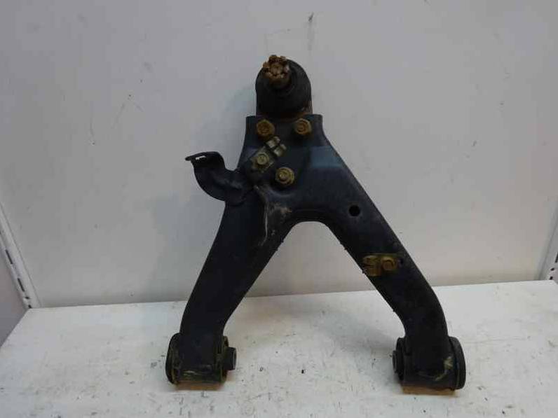 BRAZO SUSPENSION SUPERIOR TRASERO DERECHO MITSUBISHI MONTERO 2001 3.2 DI-D (165 CV)