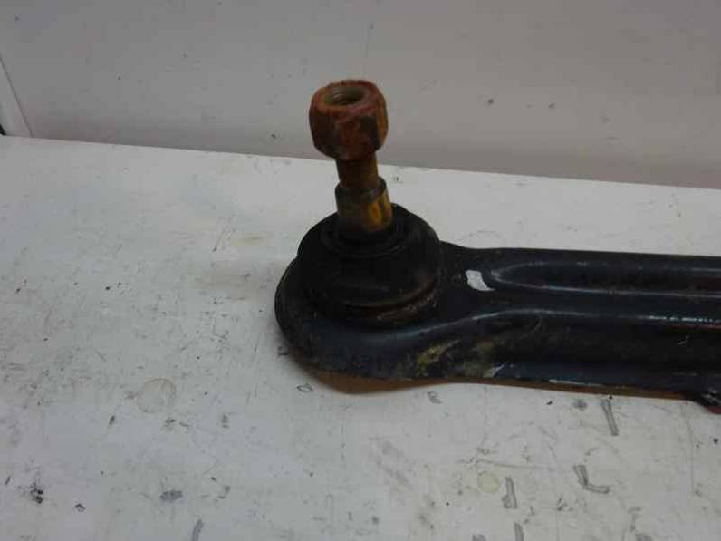 BRAZO SUSPENSION INFERIOR TRASERO IZQUIERDO MITSUBISHI MONTERO 2001 3.2 DI-D (165 CV)