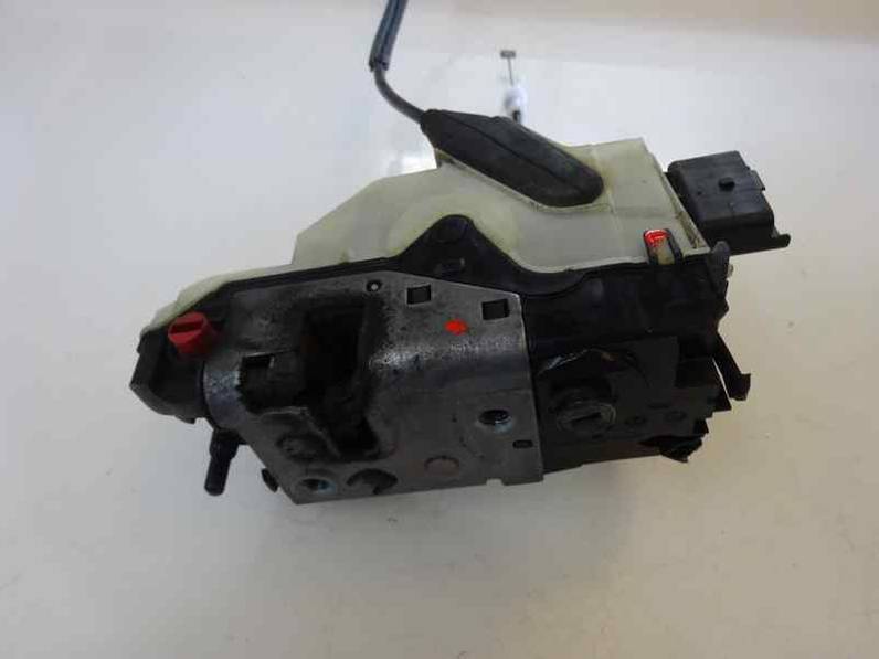 CERRADURA PUERTA TRASERA IZQUIERDA PEUGEOT 208 2013 1.4 HDI FAP (68 CV)