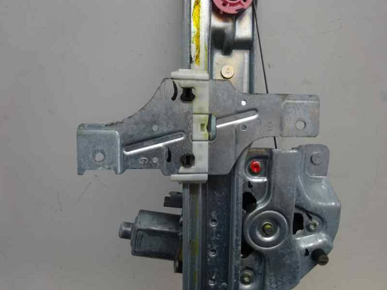 ELEVALUNAS DELANTERO IZQUIERDO PEUGEOT 208 2013 1.4 HDI FAP (68 CV)