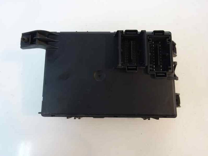 CAJA RELES FUSIBLES FIAT PUNTO BERLINA 2007