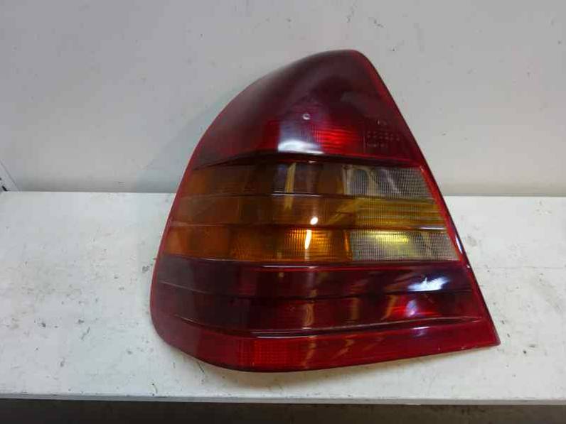 PILOTO TRASERO IZQUIERDO MERCEDES CLASE C BERLINA 2000 2.2 CDI 16V (125 CV)
