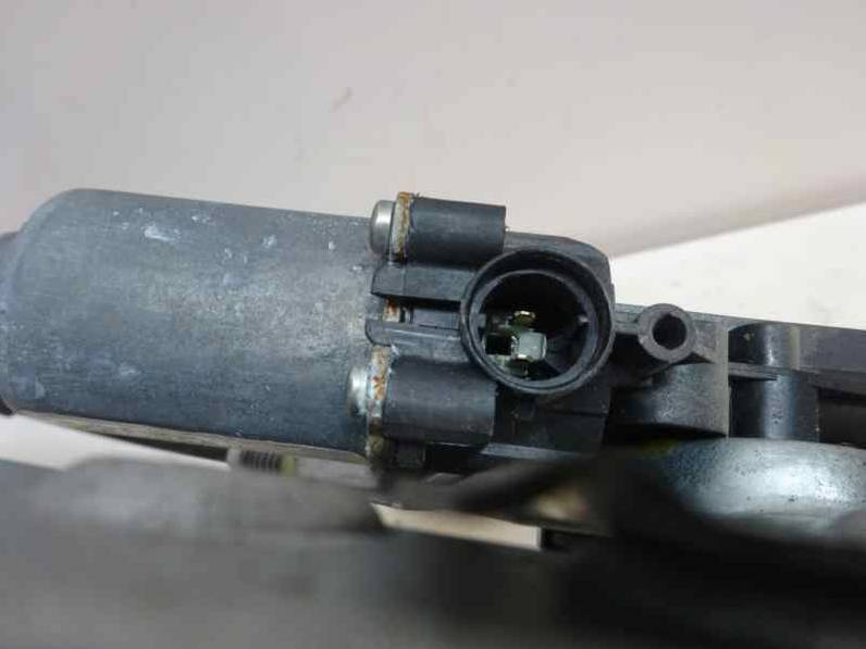 ELEVALUNAS DELANTERO IZQUIERDO RENAULT CLIO III 2010 1.5 DCI D (65 CV)