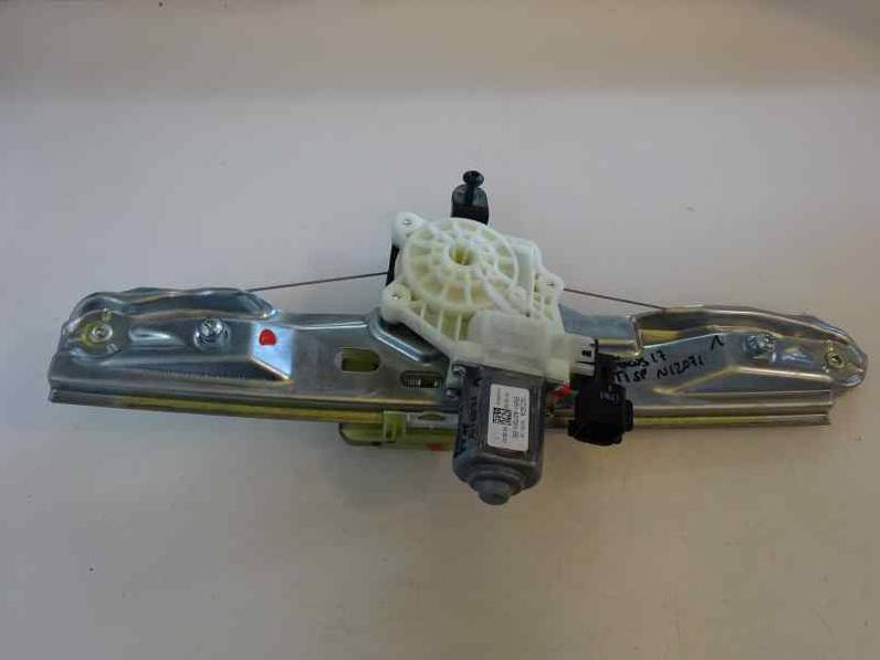 ELEVALUNAS TRASERO IZQUIERDO FORD FOCUS TURN 2017 1.0 ECOBOOST (125 CV)