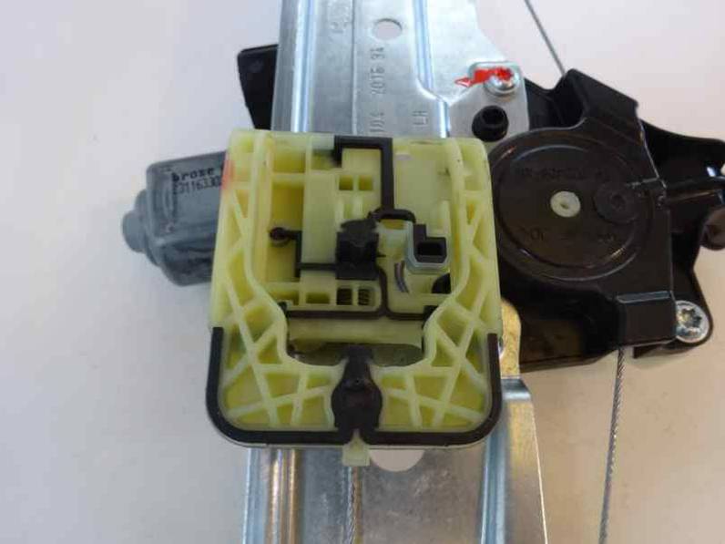 ELEVALUNAS TRASERO IZQUIERDO FORD FOCUS TURN 2017 1.0 ECOBOOST (125 CV)