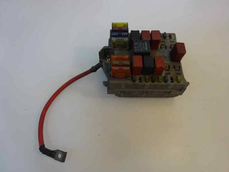CAJA RELES FUSIBLES FIAT PUNTO BERLINA 2001 1.9 D ECO (60 CV)