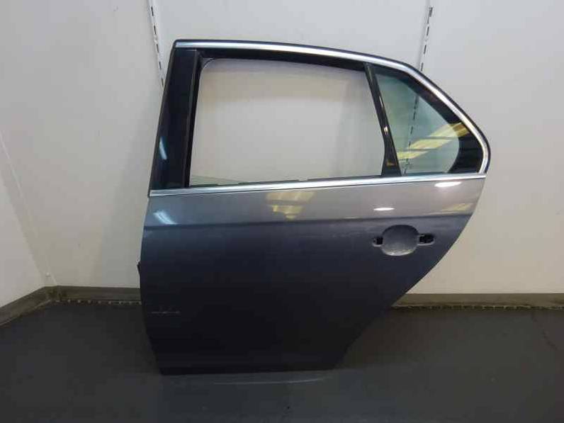 PUERTA TRASERA IZQUIERDA VOLKSWAGEN JETTA 2005 1.9 TDI (105 CV)