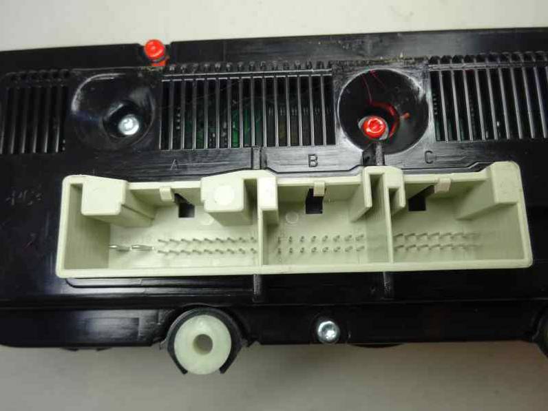 MANDO CLIMATIZADOR VOLKSWAGEN JETTA 2005 1.9 TDI (105 CV)