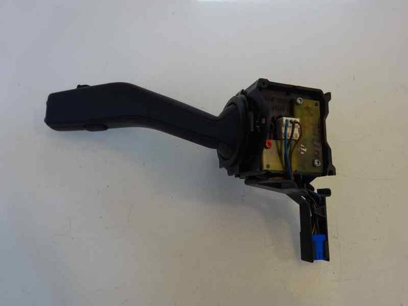 MANDO LIMPIA VOLKSWAGEN JETTA 2005 1.9 TDI (105 CV)