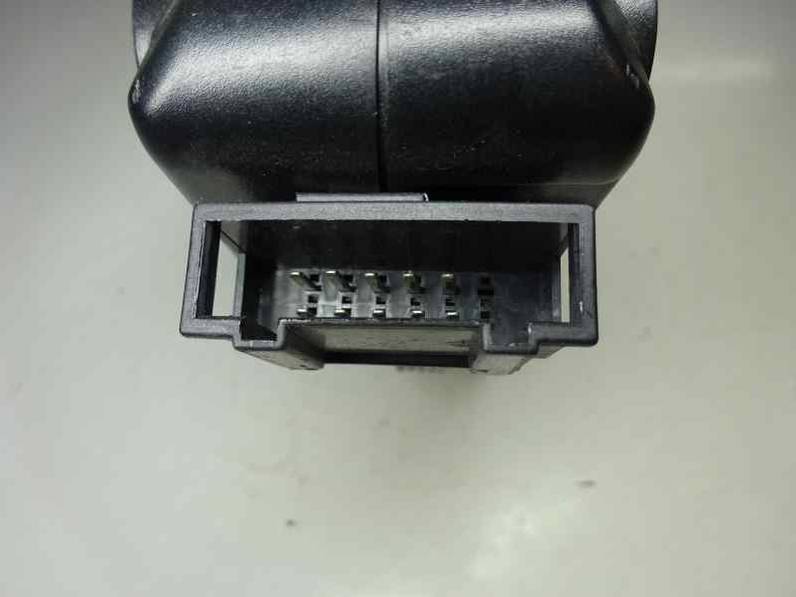 SISTEMA AUDIO RADIO CD VOLKSWAGEN JETTA 2005 1.9 TDI (105 CV)