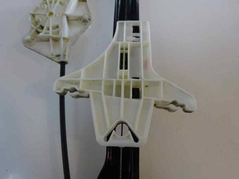 ELEVALUNAS TRASERO DERECHO VOLKSWAGEN JETTA 2005 1.9 TDI (105 CV)