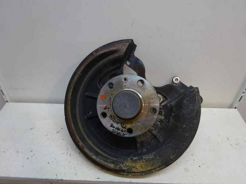 MANGUETA TRASERA DERECHA VOLKSWAGEN JETTA 2005 1.9 TDI (105 CV)