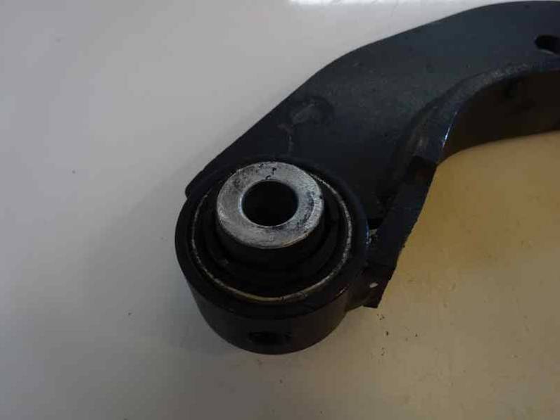 BRAZO SUSPENSION SUPERIOR TRASERO IZQUIERDO VOLKSWAGEN JETTA 2005 1.9 TDI (105 CV)