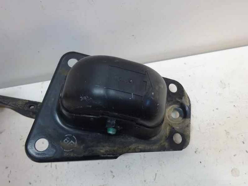 BRAZO SUSPENSION TRASERO IZQUIERDO VOLKSWAGEN JETTA 2005 1.9 TDI (105 CV)