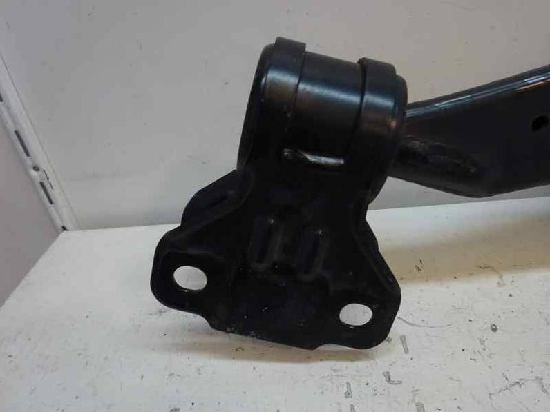 BRAZO SUSPENSION INFERIOR DELANTERO IZQUIERDO FORD FOCUS TURN 2017 1.0 ECOBOOST (125 CV)