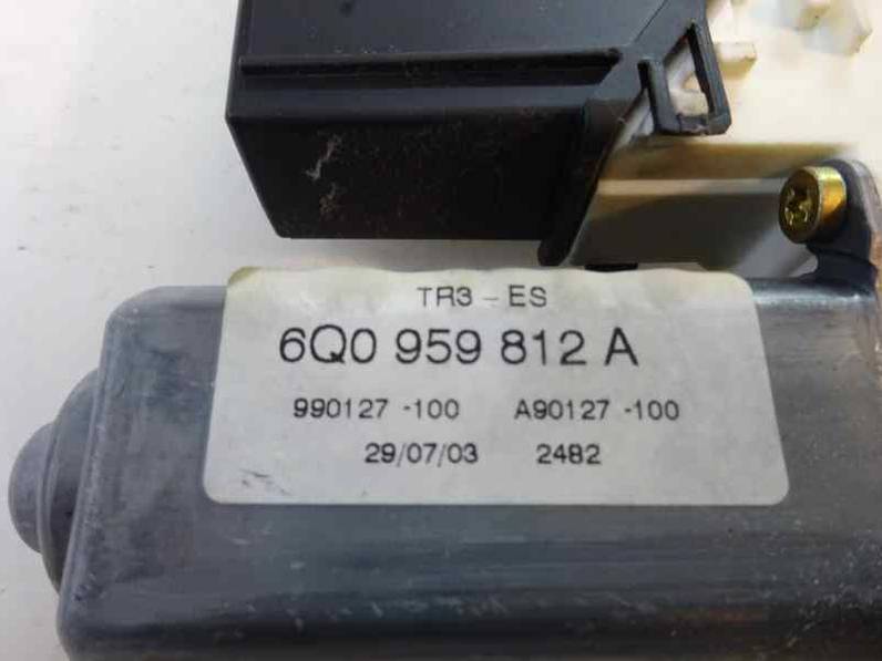 MOTOR ELEVALUNAS TRASERO DERECHO SEAT CORDOBA BERLINA 2003 1.9 TDI (101 CV)