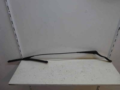 BRAZO LIMPIA DELANTERO DERECHO OPEL CORSA D 2009 1.3 16V CDTI (75 CV)