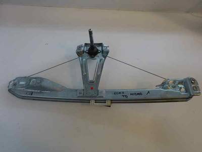 ELEVALUNAS TRASERO DERECHO RENAULT CLIO III 2011 1.5 DCI D FAP (88 CV)