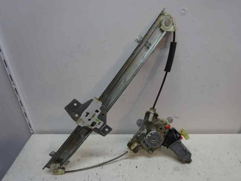 ELEVALUNAS DELANTERO DERECHO HYUNDAI GETZ 2007 1.1 12V (67 CV)