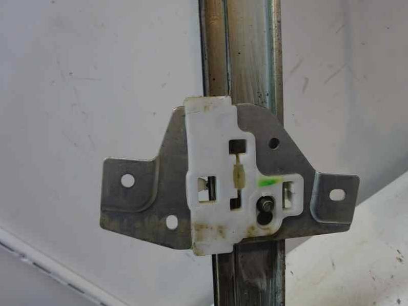 ELEVALUNAS DELANTERO DERECHO HYUNDAI GETZ 2007 1.1 12V (67 CV)