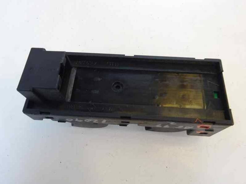 MANDO ELEVALUNAS DELANTERO IZQUIERDO AUDI A6 AVANT 1999 2.8 V6 30V (193 CV)