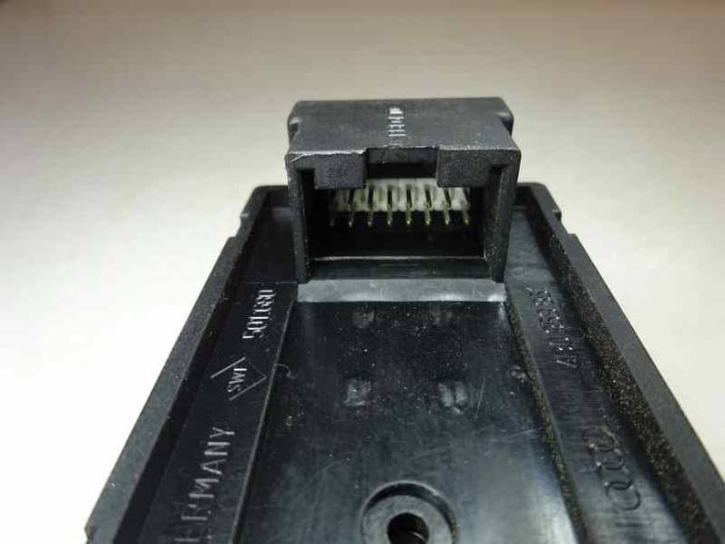 MANDO ELEVALUNAS DELANTERO IZQUIERDO AUDI A6 AVANT 1999 2.8 V6 30V (193 CV)