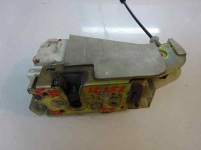 CERRADURA PUERTA TRASERA IZQUIERDA FORD FIESTA BERLINA 1995 1.3 (60 CV)