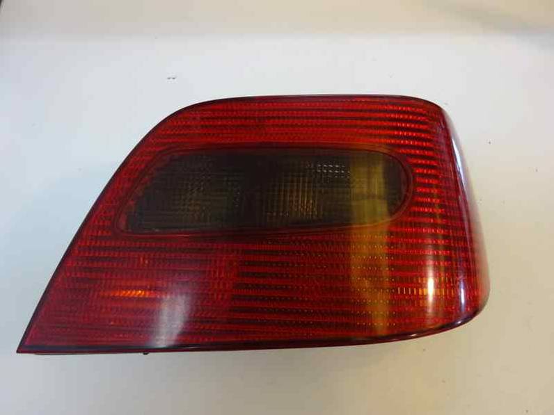 PILOTO TRASERO DERECHO CITROEN XSARA BERLINA 2001 1.9 D (69 CV)