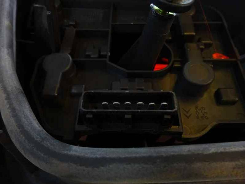 PILOTO TRASERO DERECHO CITROEN XSARA BERLINA 2004 2.0 HDI (90 CV)