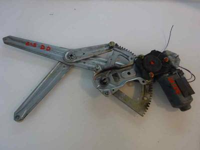 ELEVALUNAS DELANTERO DERECHO PEUGEOT 205 BERLINA 1996 1.8 D (60 CV)