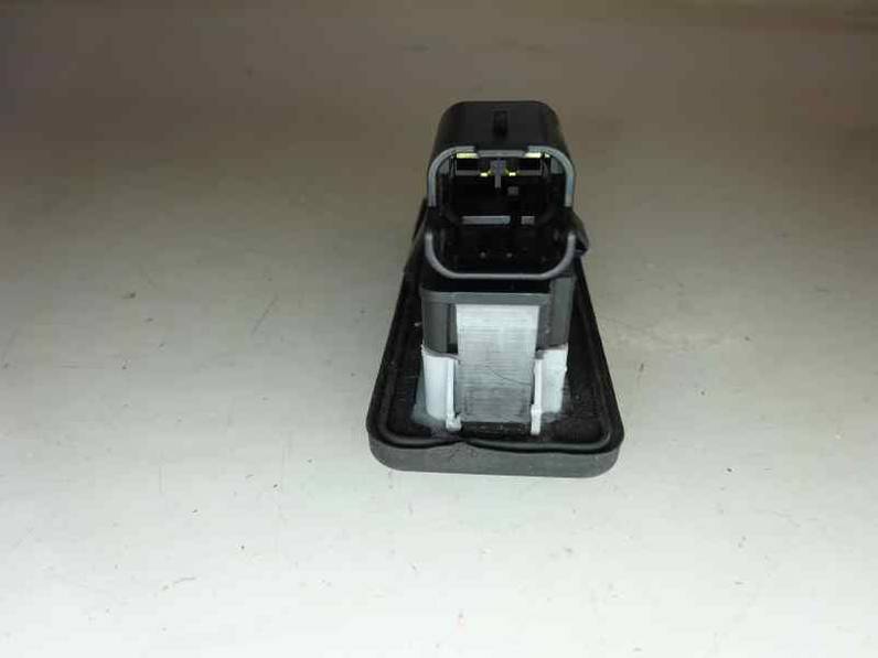 MANETA EXTERIOR PORTON PEUGEOT 2008 2017 1.2 16V VTI (82 CV)