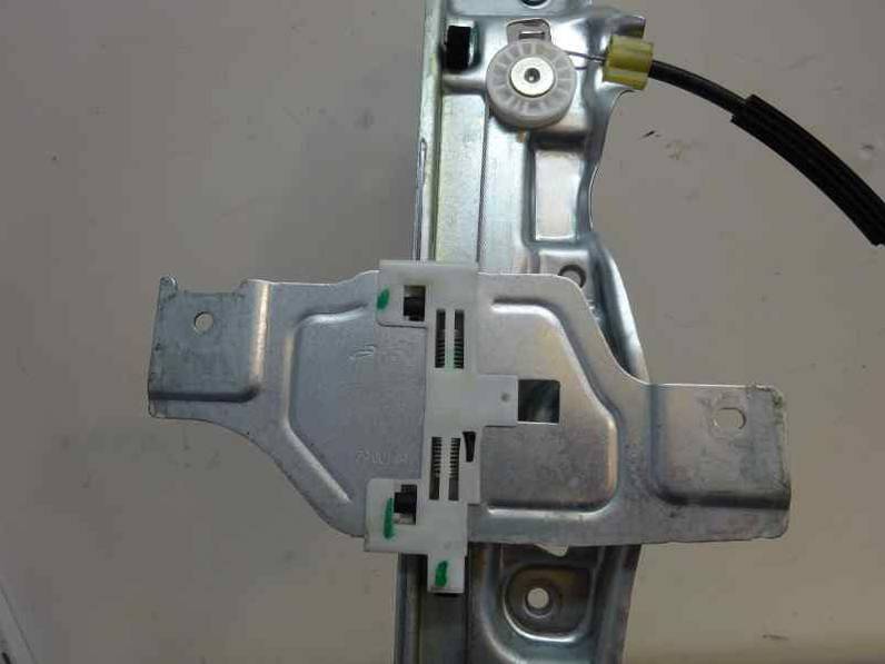 ELEVALUNAS TRASERO DERECHO PEUGEOT 2008 2017 1.2 16V VTI (82 CV)