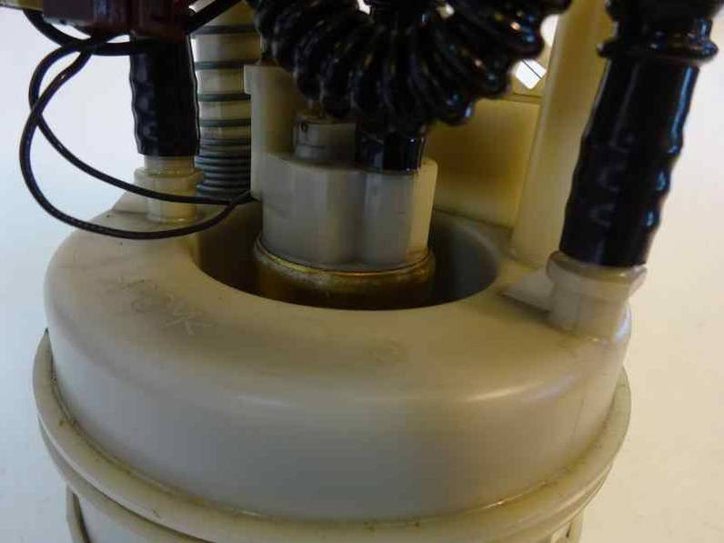 BOMBA COMBUSTIBLE RENAULT CLIO II FASE II 2003 1.2 (58 CV)