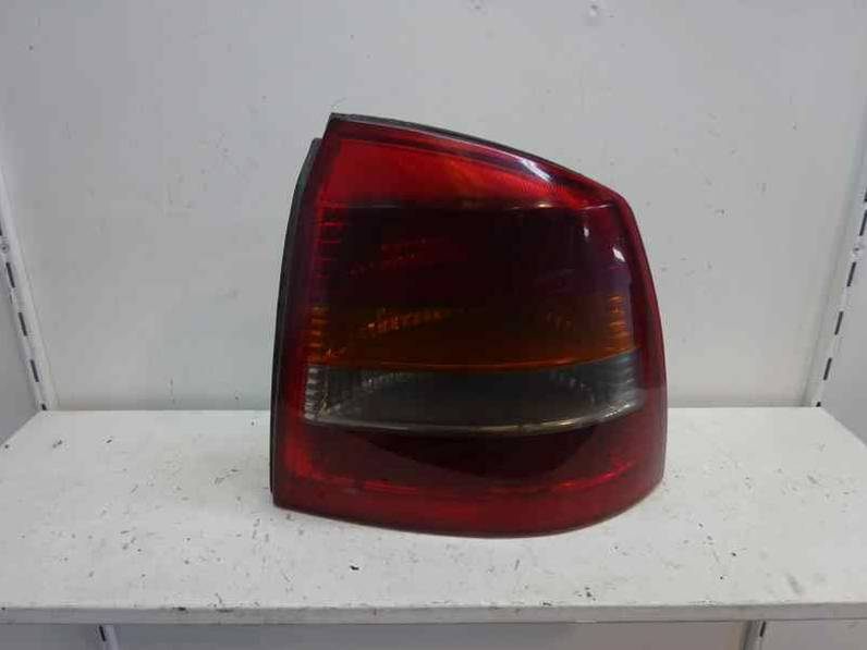 PILOTO TRASERO DERECHO OPEL ASTRA G BERLINA 1999 1.7 TURBODIESEL (68 CV)