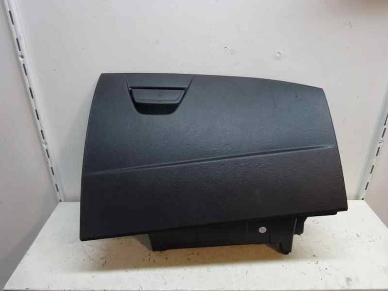 GUANTERA FORD FOCUS TURN 2016 1.0 ECOBOOST (101 CV)