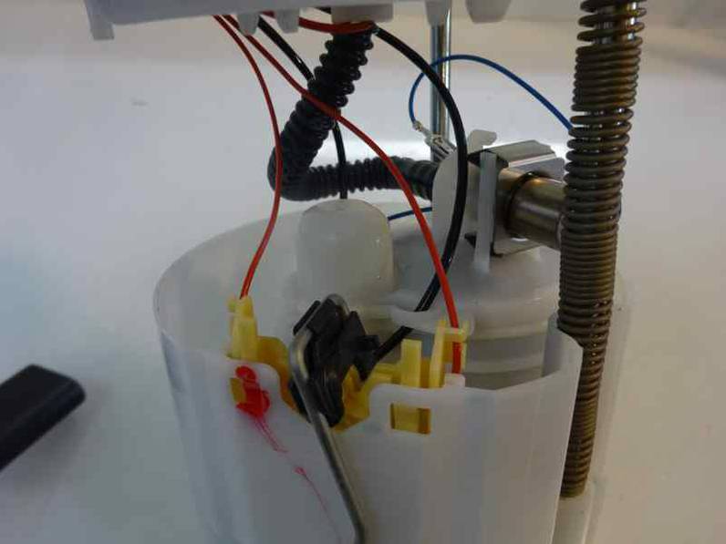 BOMBA COMBUSTIBLE FORD FOCUS TURN 2016 1.0 ECOBOOST (101 CV)