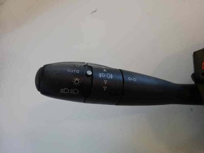 MANDO MULTIFUNCION CITROEN C4 BERLINA 2007 1.6 16V HDI (90 CV)