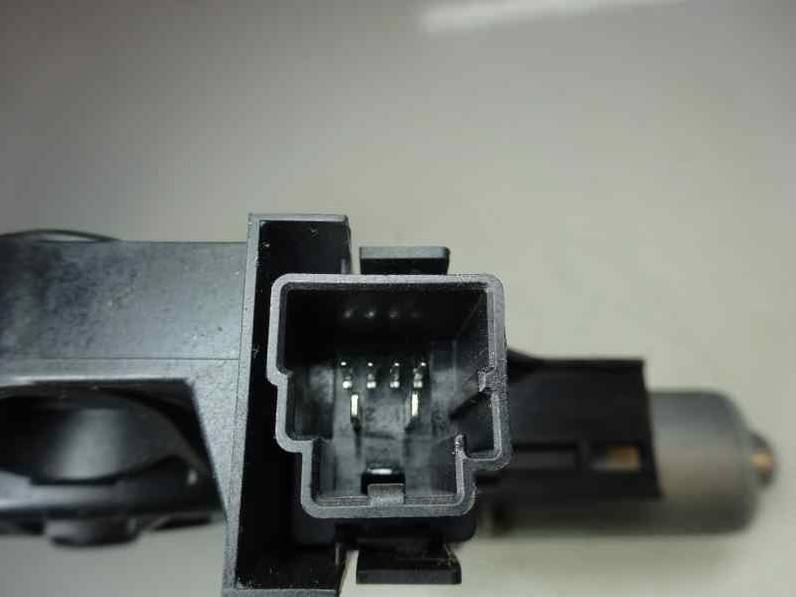 MOTOR ELEVALUNAS DELANTERO DERECHO VOLVO XC70 2009 2.4 D (185 CV)