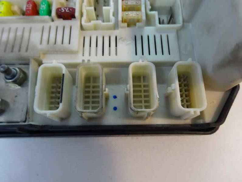 CAJA RELES FUSIBLES RENAULT MEGANE II CLASSIC BERLINA 2006 1.5 DCI D (106 CV)