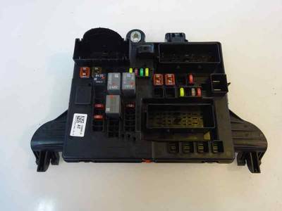 CAJA RELES FUSIBLES OPEL INSIGNIA BERLINA 2016 2.0 16V CDTI (170 CV)
