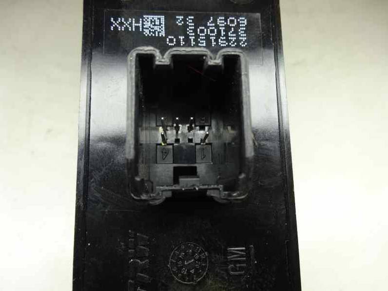 MANDO ELEVALUNAS TRASERO DERECHO OPEL INSIGNIA BERLINA 2016 2.0 16V CDTI (170 CV)