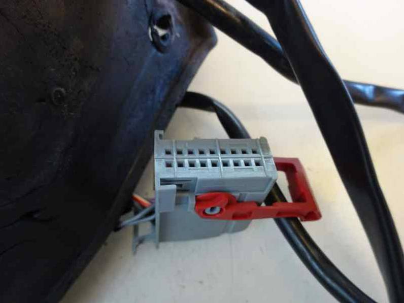 RETROVISOR IZQUIERDO FIAT STILO 2002 1.6 16V (103 CV)