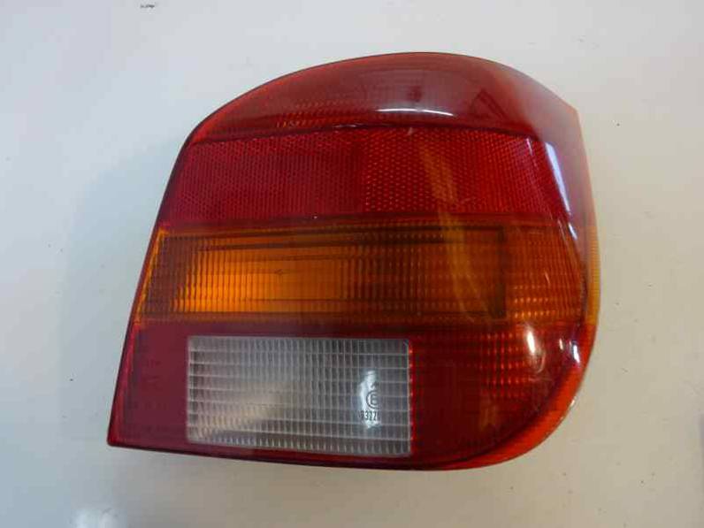 PILOTO TRASERO DERECHO FORD FIESTA BERL COURIER 1992 1.1 (49 CV)
