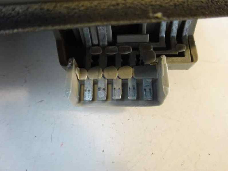 PILOTO TRASERO DERECHO FORD FIESTA BERL COURIER 1992 1.1 (49 CV)