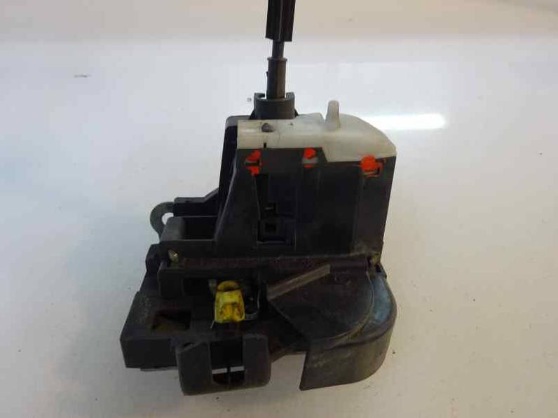 CERRADURA PUERTA DELANTERA IZQUIERDA RENAULT CLIO II FASE II 2007 1.2 (58 CV)