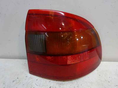 PILOTO TRASERO DERECHO OPEL ASTRA F BERLINA 1993 1.6 16V (101 CV)