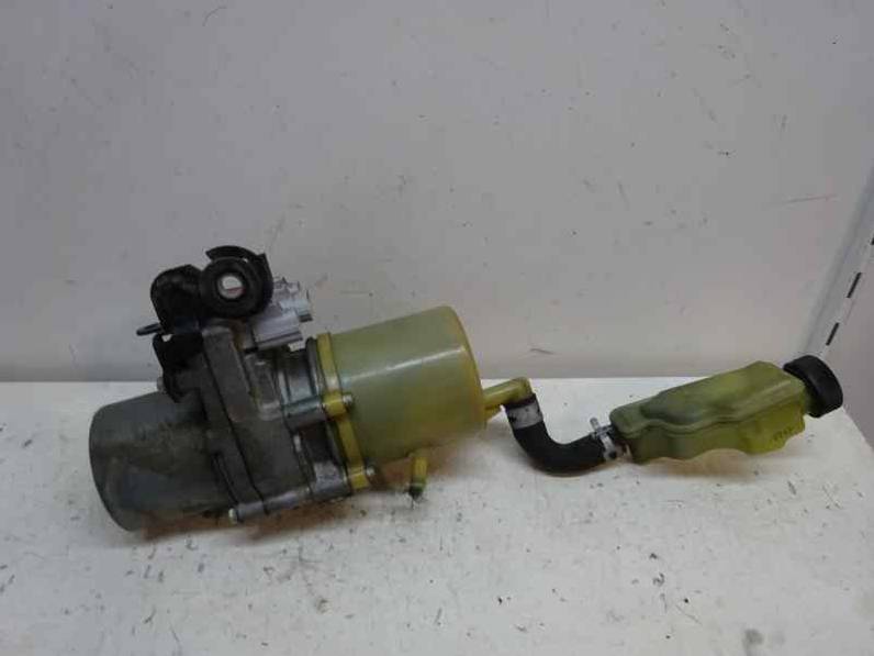 BOMBA DIRECCION MAZDA 3 BERLINA 2007 1.6 CD D (109 CV)