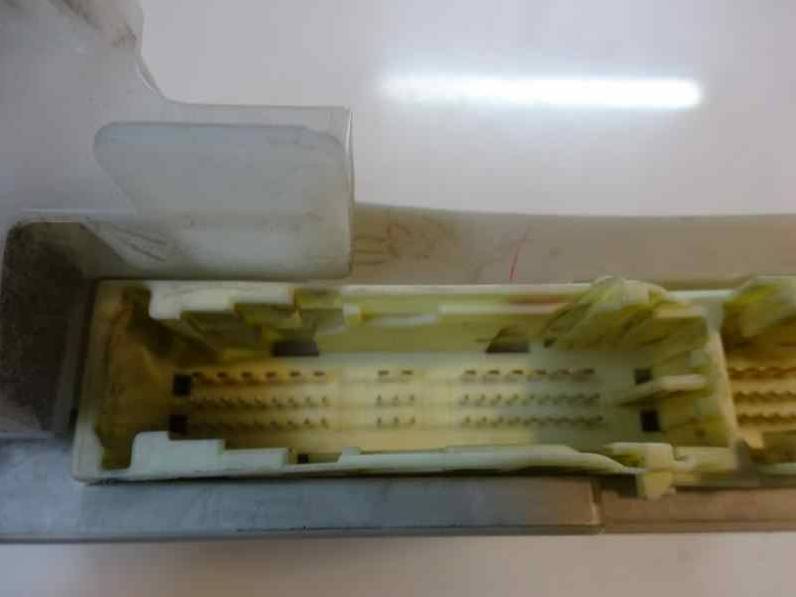 CAJA RELES FUSIBLES TOYOTA PRIUS 2010 1.8 16V (99 CV)